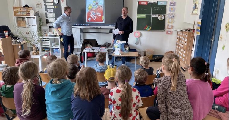 Eröffnung der Schulbücherei